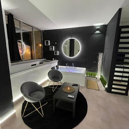Central Wellness Suite Μπάρι Εξωτερικό φωτογραφία