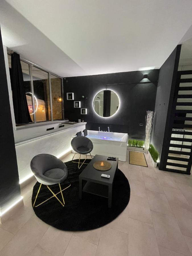 Central Wellness Suite Μπάρι Εξωτερικό φωτογραφία